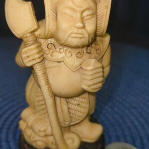 Vintage Chinese Carved Figurine